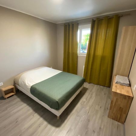 Maison Ok Riba Aeroport Merignac Bed & Breakfast Bagian luar foto