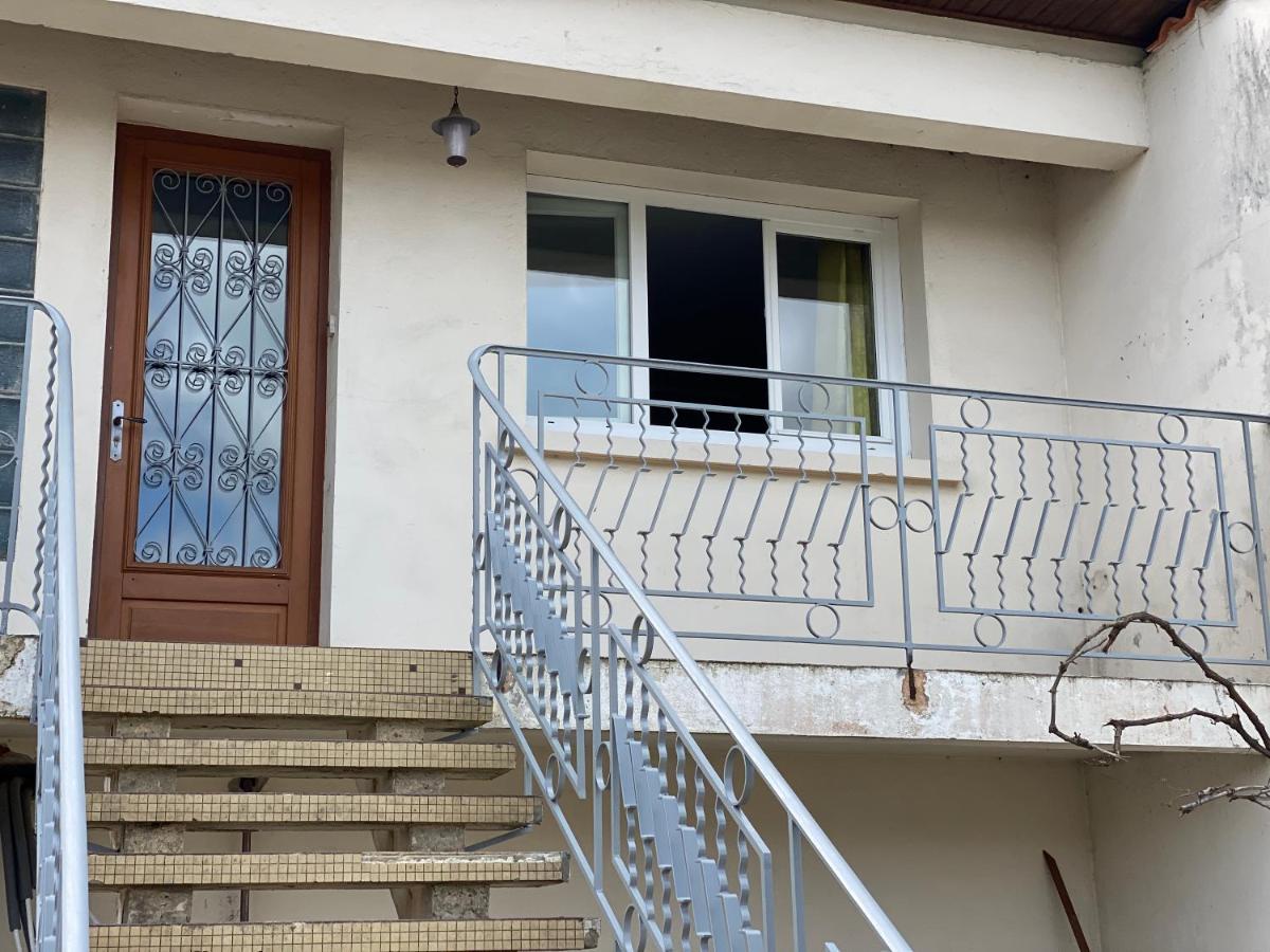Maison Ok Riba Aeroport Merignac Bed & Breakfast Bagian luar foto